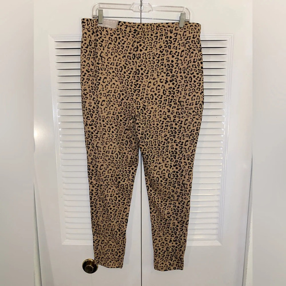 Chico’s Ponte Animal-Print Leggings 3R - Picture 4 of 6